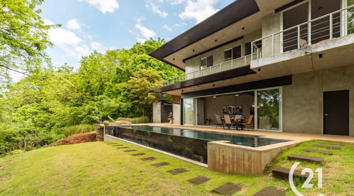 Casa-Salida-Century 21-Nosara-Allan Monestel-Real Estate-Agent-Nosara-Playa Guiones-Playa Pelada-Guanacaste-Costa Rica-Bienes Raices- Real Estate-3