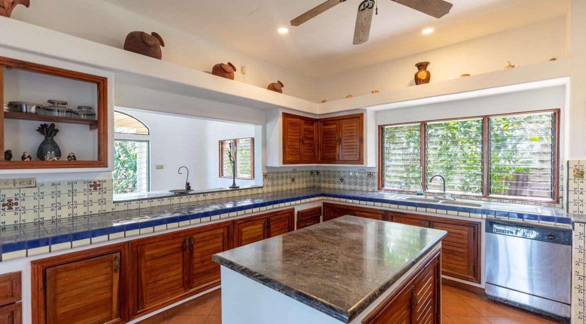 0r6a0070-hdr_53719726904_o