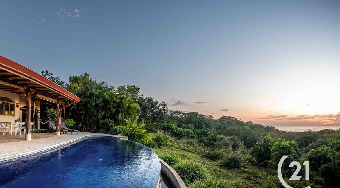 Paradise Point-Century 21-Nosara-Allan Monestel-Real Estate-Agent-Nosara-Playa Guiones-Playa Pelada-Guanacaste-Costa Rica-Bienes Raices- Real Estate- For Sale-10